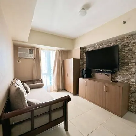 Homey Stay 1 Bedroom, Inside It Park